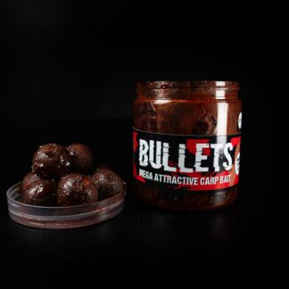 G.B.U. Dipované boilies BULLETS SQUID 77 200g - 20mm